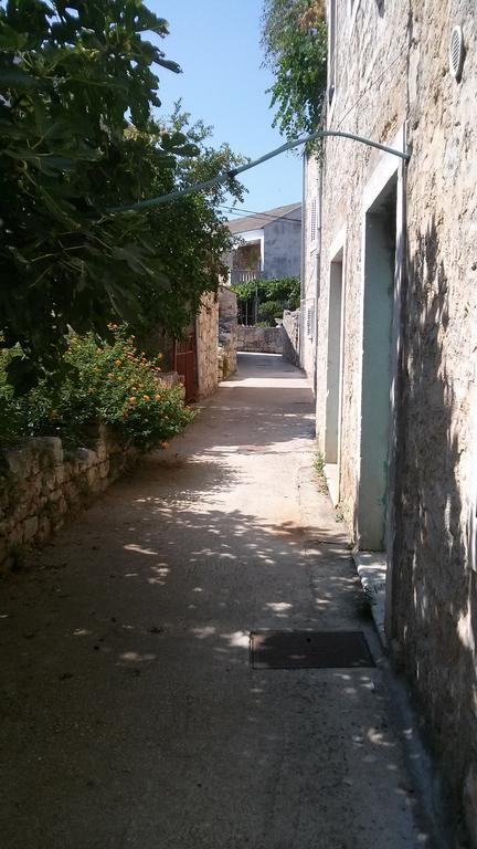 Holiday House Popovic Sucuraj Exterior photo